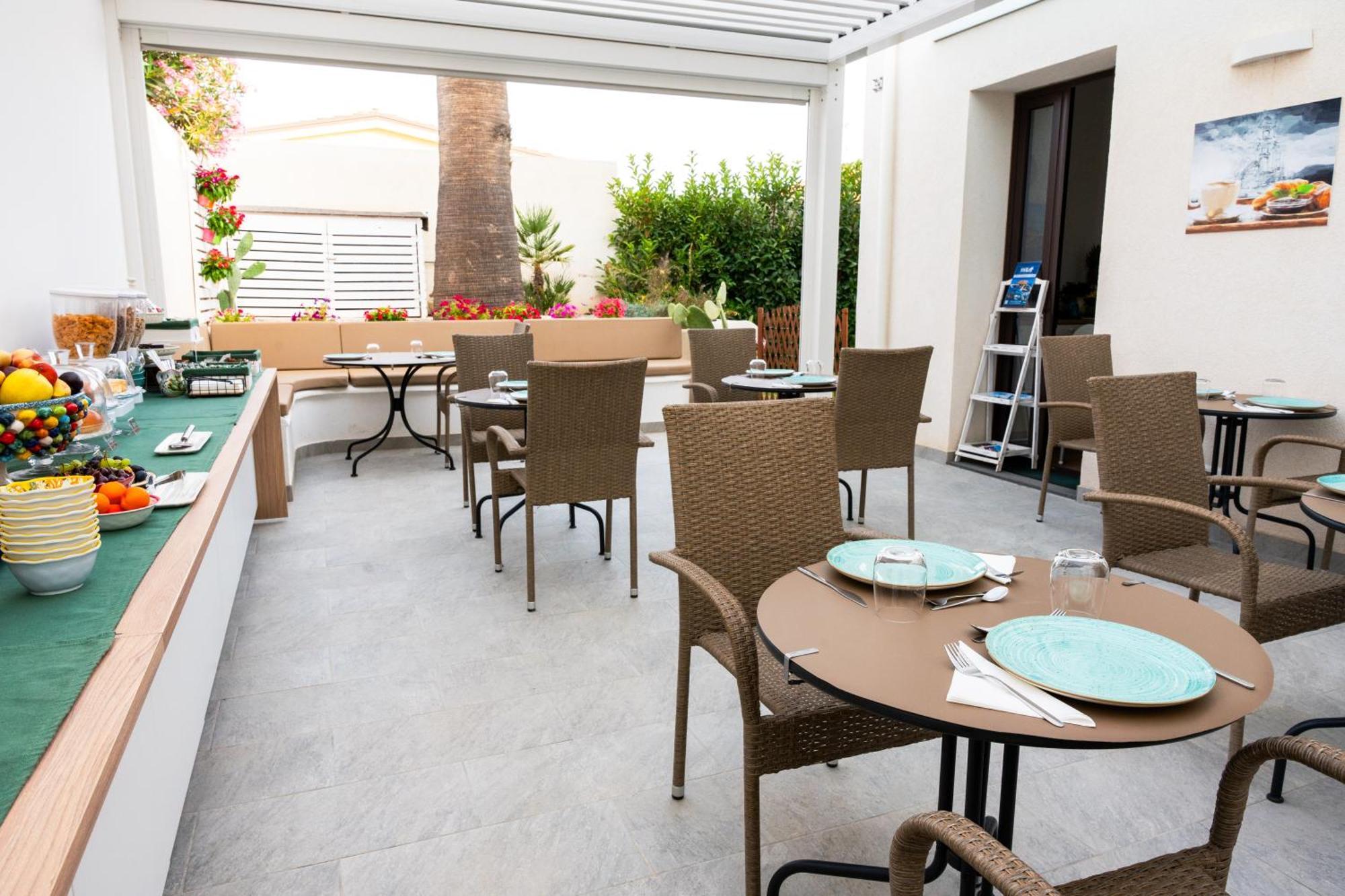 Elaia Rooms Lido di Noto Екстер'єр фото